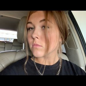 Meet your Posher, Tracy